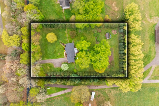 aerial overview of property's location featuring property boundaries highlighted