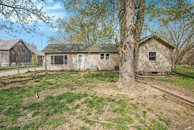 387 Waubascon Rd, Battle Creek, MI 49037 - photo 1
