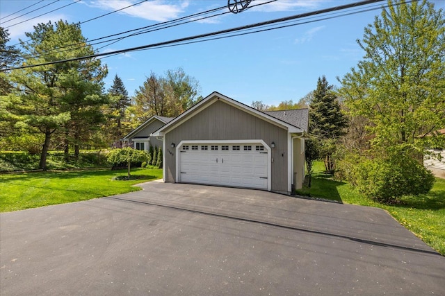 1160 S Baldwin Rd, Lake Orion, MI 48360 - view of front facade featuring a front lawn and asphalt driveway