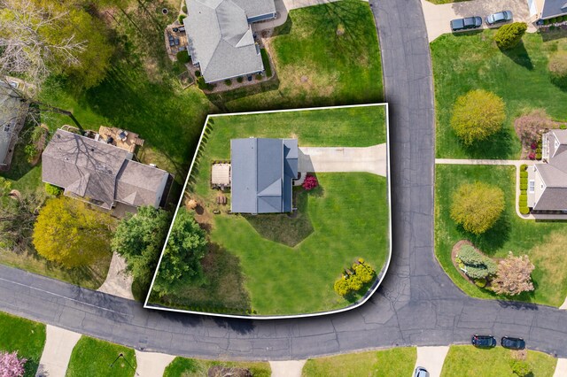 72597 Faye Ct, South Haven, MI 49090 - aerial view of residential area featuring property parcel outlined