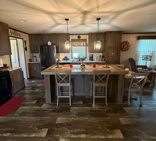 1003 Pebble Creek Ct, Mount Pleasant, MI 48858