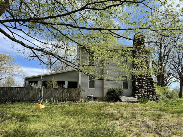 view of side of home