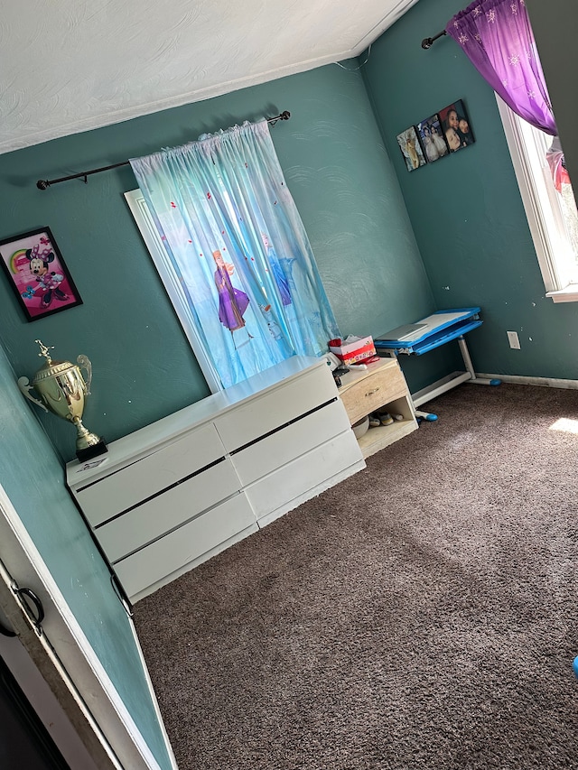 752 E Philadelphia Blvd, Flint, MI 48505 - bedroom featuring carpet