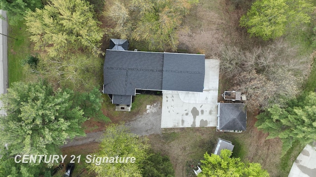 aerial view of property and surrounding area