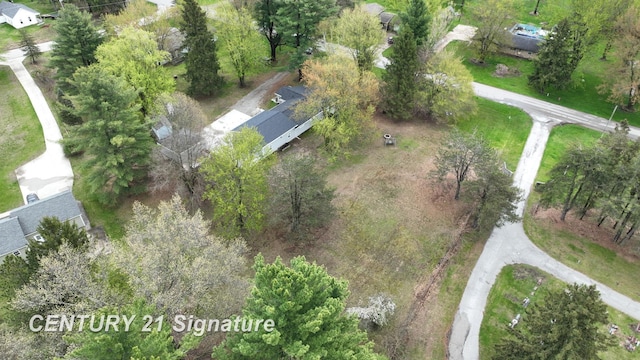 aerial view of property and surrounding area