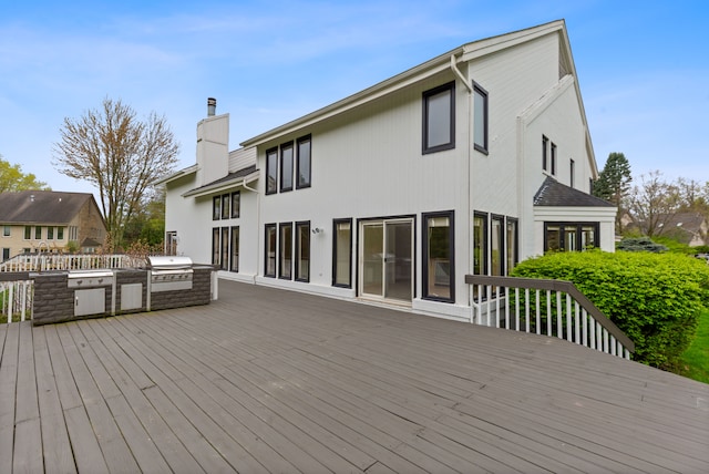 5215 Deer Run Cir, Orchard Lake, MI 48323 - wooden deck with area for grilling