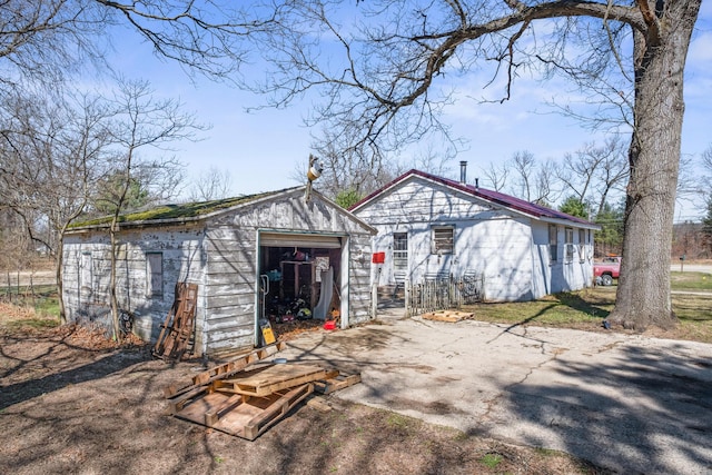view of outbuilding with an outbuilding