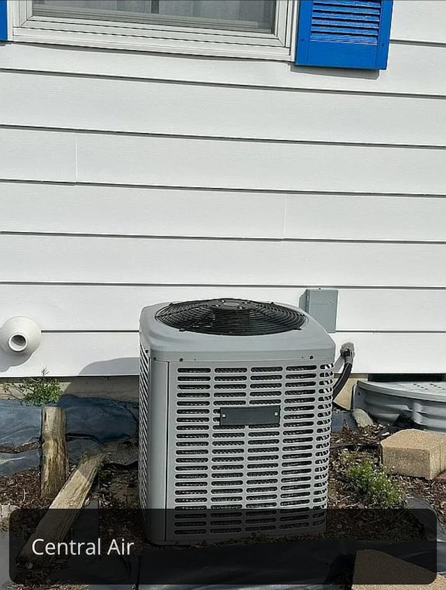 31915 M 60, Leonidas, MI 49066 - exterior view of cooling unit