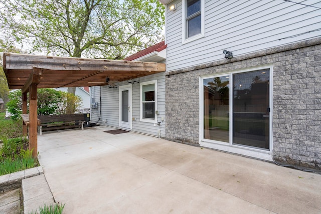 3246 Millwall Ave, Keego Harbor, MI 48320 - view of patio / terrace with a ceiling fan