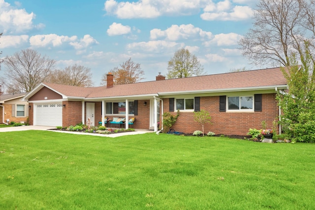 932 E Genesee St, Frankenmuth, MI 48734 - ranch-style house with brick siding, a porch, an attached garage, a chimney, and a front yard