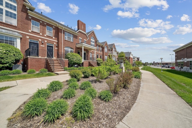 surrounding community featuring a residential view