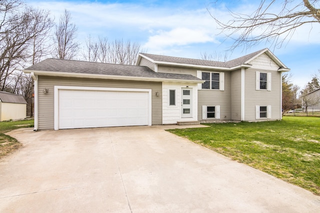 10093 Betsie Creek Dr, Interlochen, MI 49643