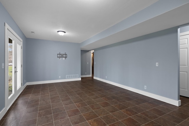 10093 Betsie Creek Dr, Interlochen, MI 49643