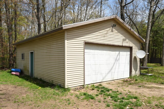 view of detached garage