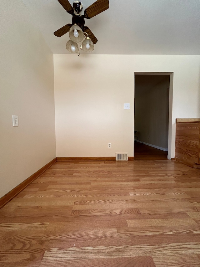 23851 Annapolis St, Dearborn Heights, MI 48125 - unfurnished room featuring a ceiling fan, light wood-type flooring, and baseboards