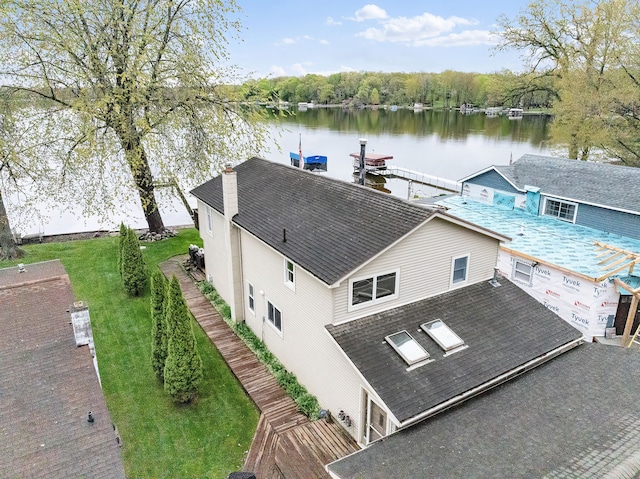 4825 Downing Dr, Pinckney, MI 48169 - view from above of property with a large body of water