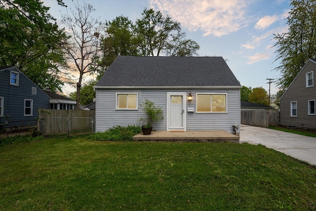 1077 E 14 Mile Rd, Clawson, MI 48017 - new england style home featuring driveway