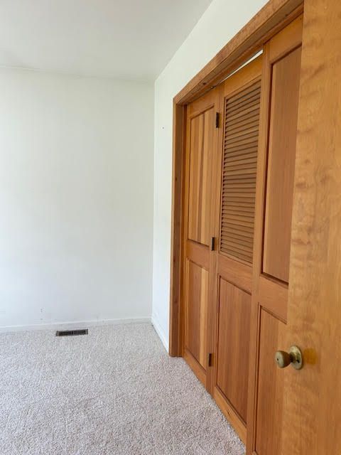 29424 Shirley Ave, Madison Heights, MI 48071 - interior space featuring carpet and baseboards
