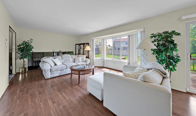 15690 Grainger Dr, Clinton Township, MI 48038 - living area featuring dark wood-type flooring