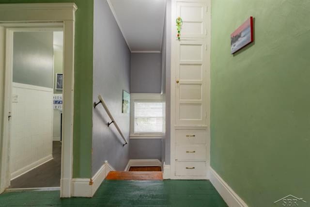 2152 6th St, Bay City, MI 48706 - stairway featuring baseboards and wood finished floors