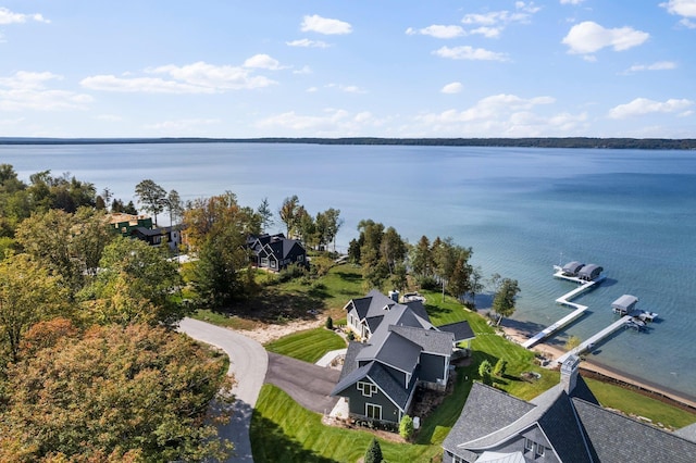 9214 Myrtle Ln, Alden, MI 49612