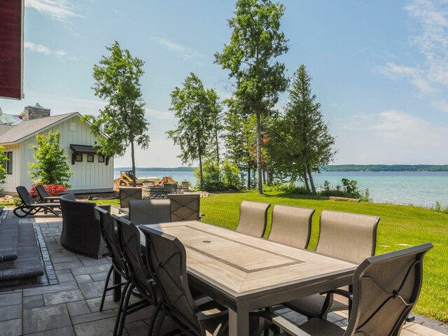 9214 Myrtle Ln, Alden, MI 49612