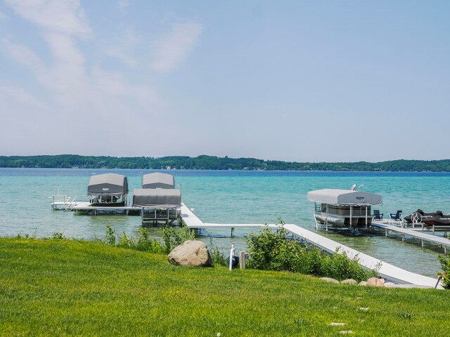 9214 Myrtle Ln, Alden, MI 49612