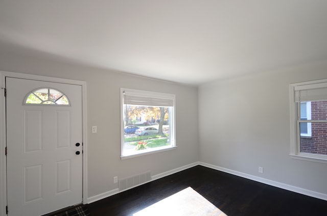3023 N Vermont Ave, Royal Oak, MI 48073 - entrance foyer with dark wood-style flooring and baseboards