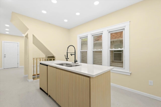 475 Algonquin St, Detroit, MI 48215 - kitchen with a sink, light brown cabinetry, baseboards, recessed lighting, and modern cabinets