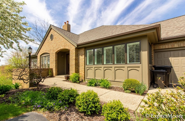 632 Cascade Hills Rdg SE Unit 16, Grand Rapids, MI 49546 - photo 2