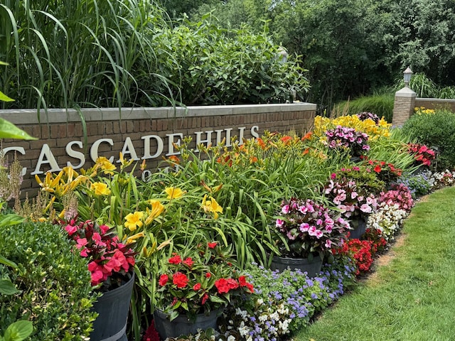 632 Cascade Hills Rdg SE Unit 16, Grand Rapids, MI 49546 - photo 75