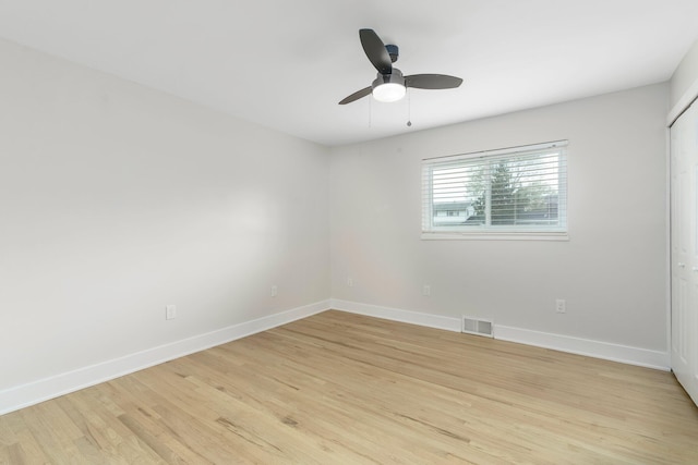 25720 Southwood Dr, Southfield, MI 48075 - spare room with ceiling fan, light wood finished floors, and baseboards