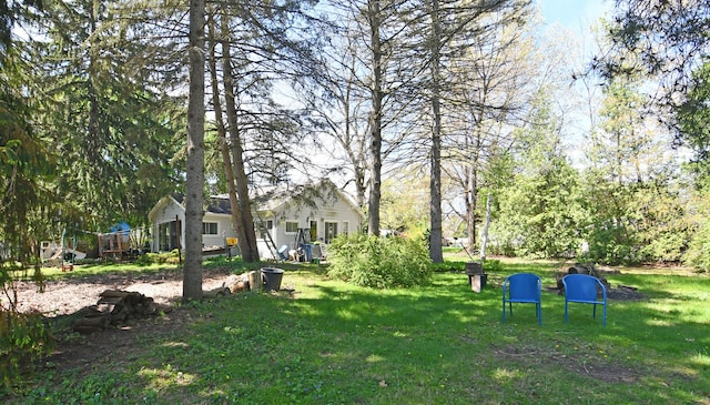1209 Applewood Dr, White Lake, MI 48386 - view of green lawn