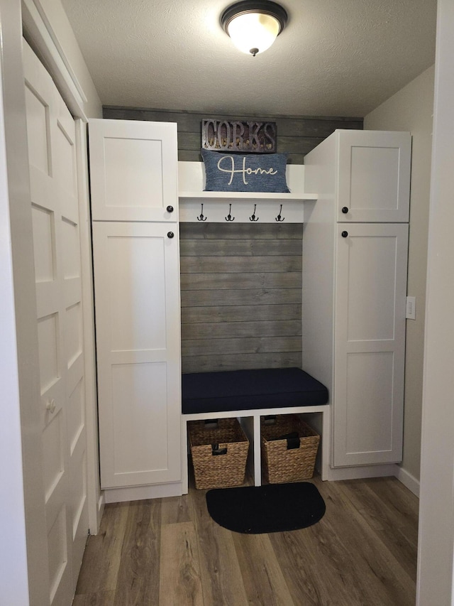 567 Angler Ave, Coldwater, MI 49036 - mudroom featuring wood finished floors and a textured ceiling