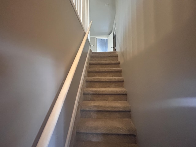 32 E George Ave, Hazel Park, MI 48030 - view of stairs