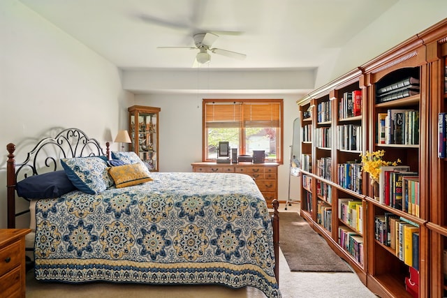 bedroom with carpet flooring