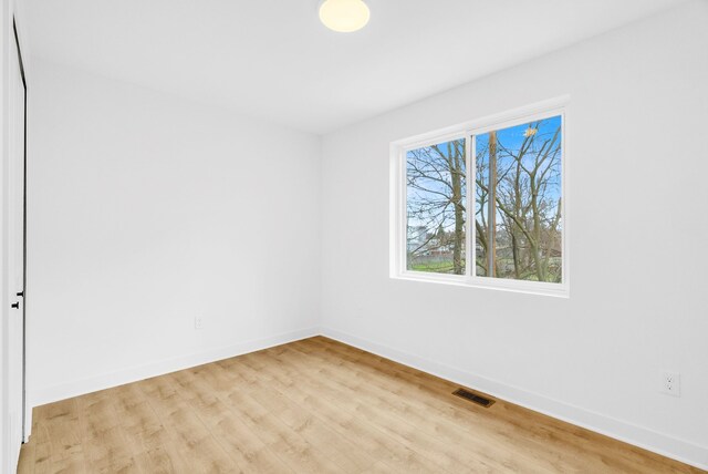 18022 Elizabeth St, Roseville, MI 48066 - photo 29