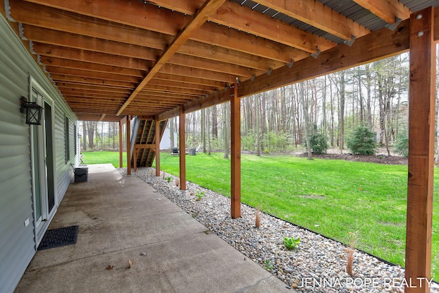 16840 Cricket Ct, Grand Haven, MI 49417 - view of patio