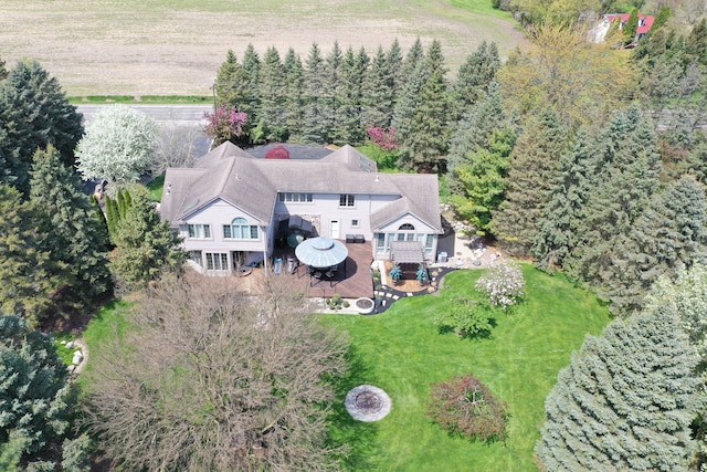 aerial view of property and surrounding area
