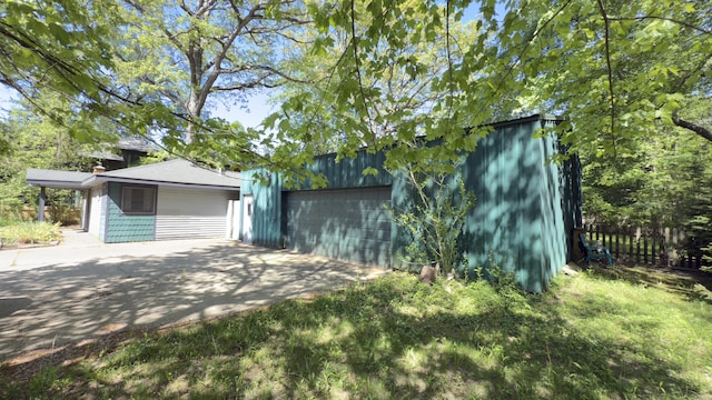 16153 Krob Rd, Union Pier, MI 49129 - view of garage