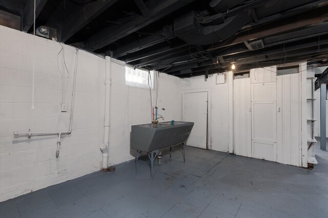 17221 Bradford St, Detroit, MI 48205 - photo 25