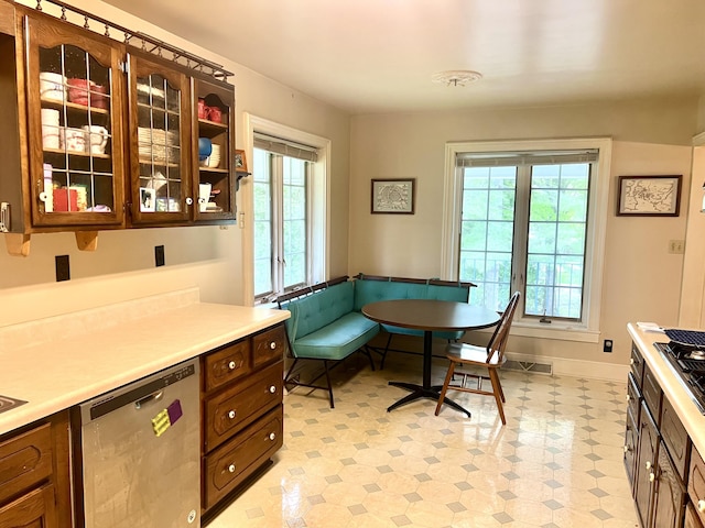 103 Lukesport Dr, Quincy, MI 49082 - home office with light flooring and baseboards