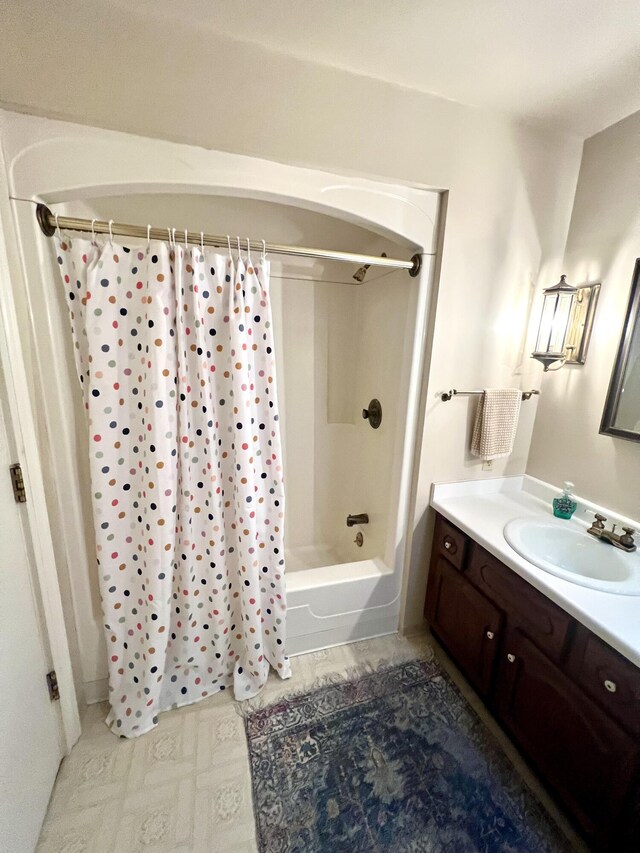 103 Lukesport Dr, Quincy, MI 49082 - bathroom featuring vanity and shower / tub combo with curtain