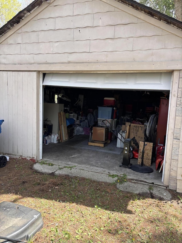 410 S Union St, Hart, MI 49420 - view of garage