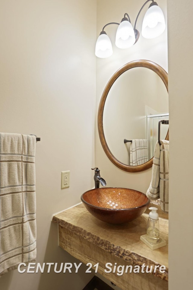 730 S Point Rd, Gladwin, MI 48624 - bathroom with a sink