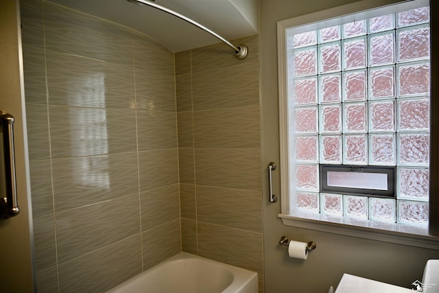 330 Devonshire St, Dearborn, MI 48124 - bathroom with washtub / shower combination and healthy amount of natural light