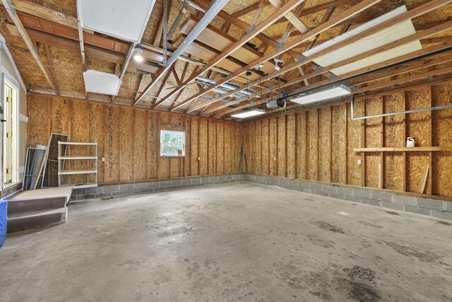 9733 W Jennings Rd, Lake City, MI 49651