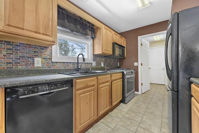 9733 W Jennings Rd, Lake City, MI 49651
