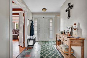 view of foyer entrance