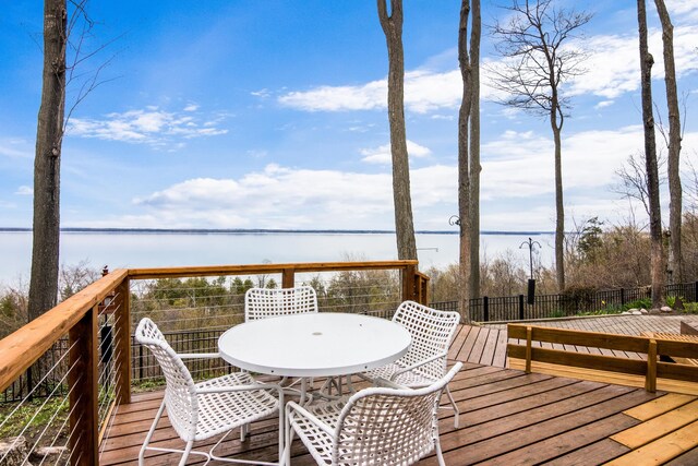 1451 S Bay View Trl, Suttons Bay, MI 49682